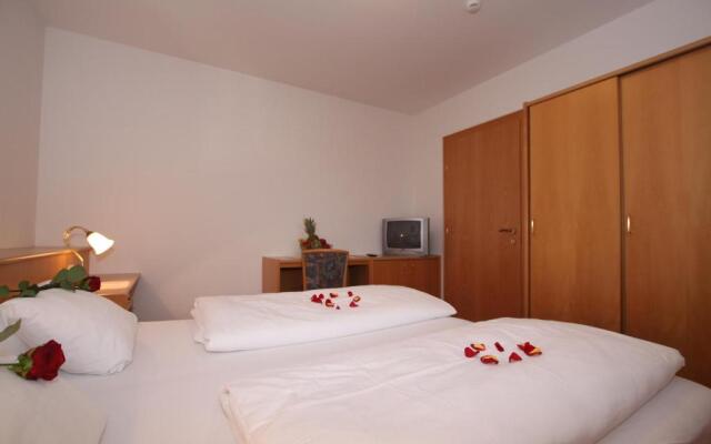 Hotel Garni Tirol