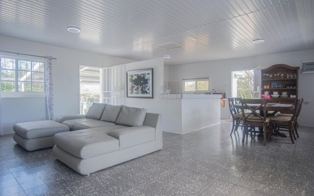 Aruban Home Close to Beach