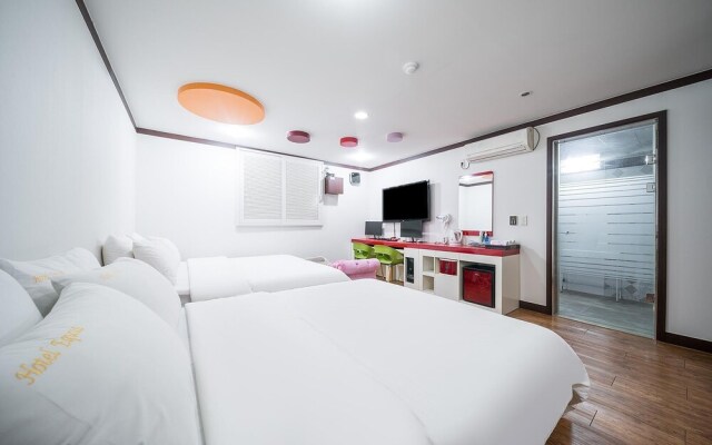 Suwon Hotel Avenue