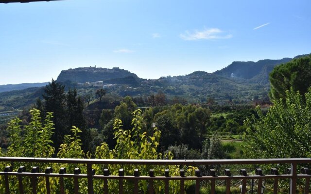 Azienda Agrituristica Biologica Il Querceto