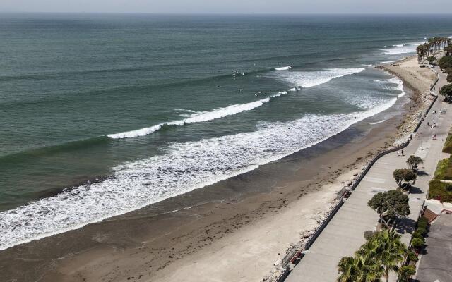 Crowne Plaza Ventura Beach by IHG