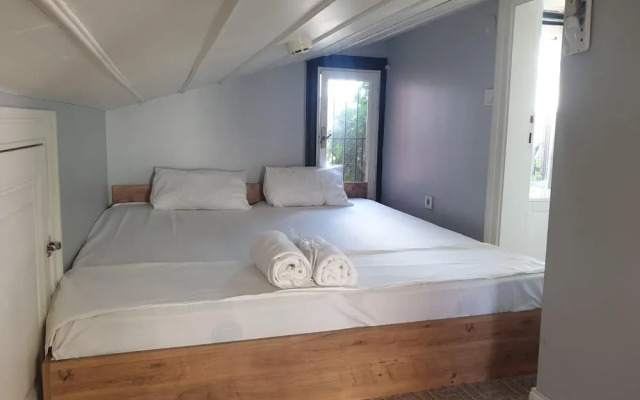 Cemberli̇ House