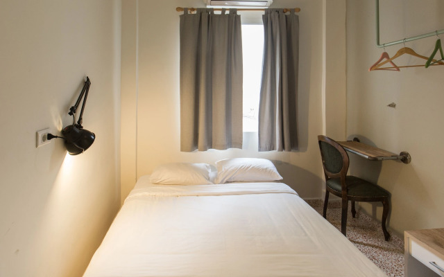 The Grand Meshmosh Hotel