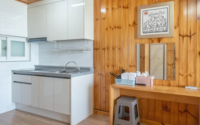 Ganghwa Marinwon Pulbilra Gajok Pension