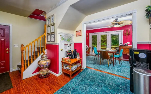 Mountain Treasure B&B