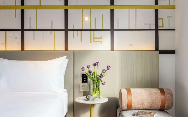 Hotel Indigo Melbourne Little Collins by IHG