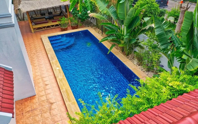 Royal Park Apartments