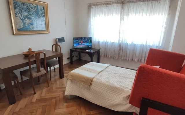 Spacious Studio Near Obelisk Comfort and Style No01