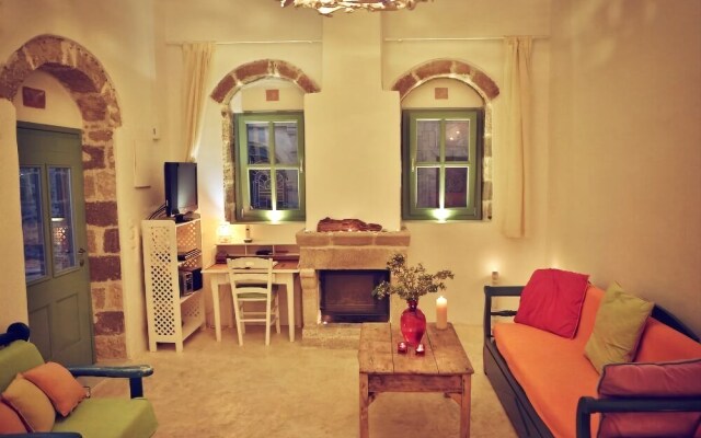 Myrtia House