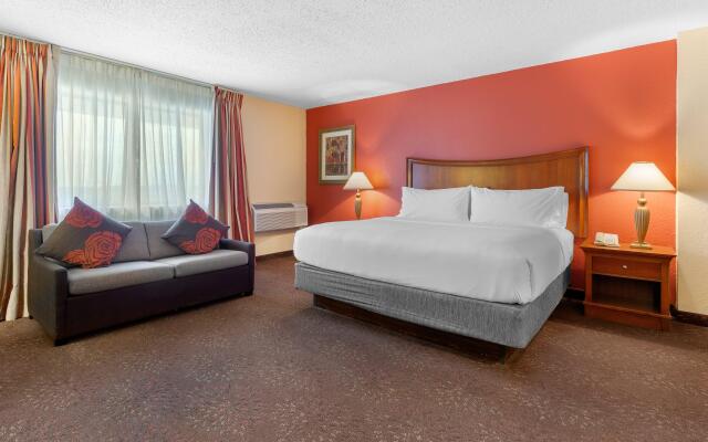 Holiday Inn Express Chicago-Downers Grove, an IHG Hotel