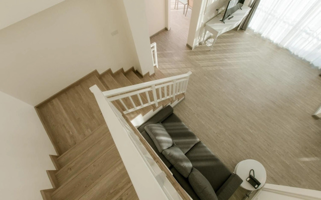 De Hug Hotel & Residence