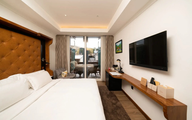The Radh Hotel