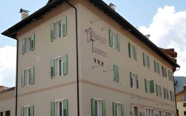 Albergo Tuenno
