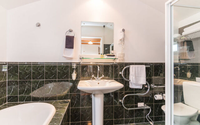 Ashton Gate Guest House