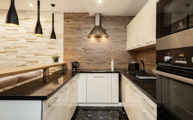 Apartment Brzozowa Krakow by Renters