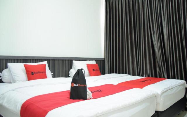 RedDoorz near GOR Satria Purwokerto