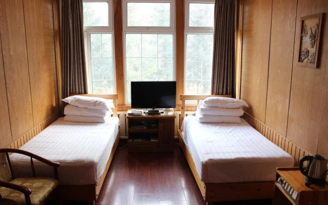 Changbai Mountain Resort Hotel