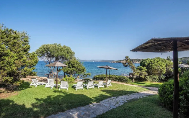 Punta Volpe Home With Pool