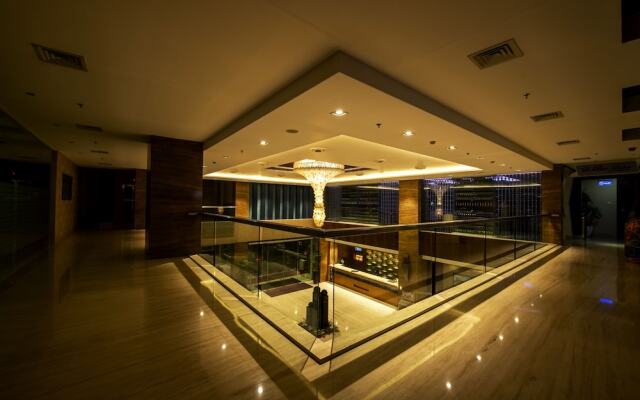 Hotel Express Inn