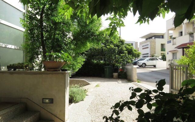 Romantic Oasis -mediterranean Style Studio