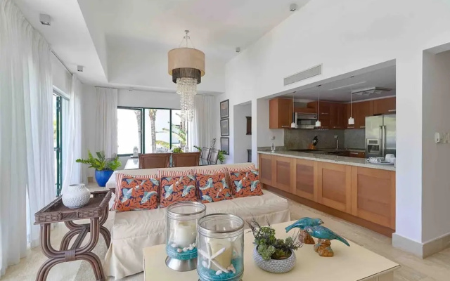 3BR Sublime Essence Beachfront Jaccuzi BBQ
