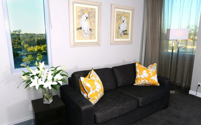 Springfield Lakes Boutique Hotel