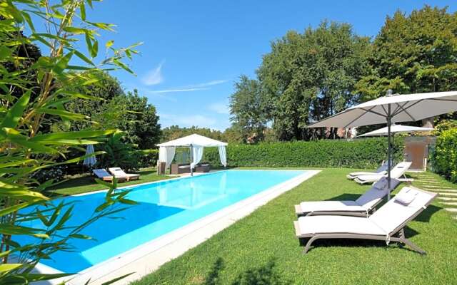 La Celeste Galeria B&B