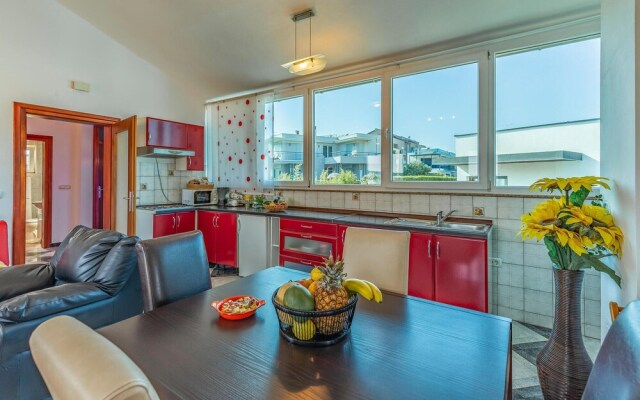 Amazing Apartment in Medulin With Wifi and 2 Bedrooms