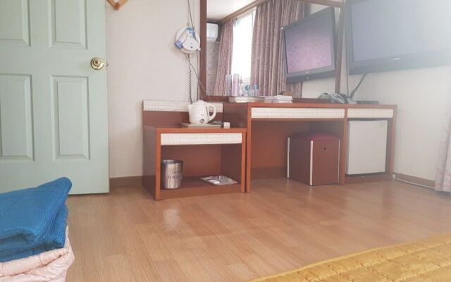 Nice Motel