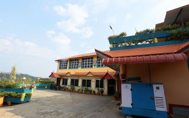 Dream Land Hill Residency