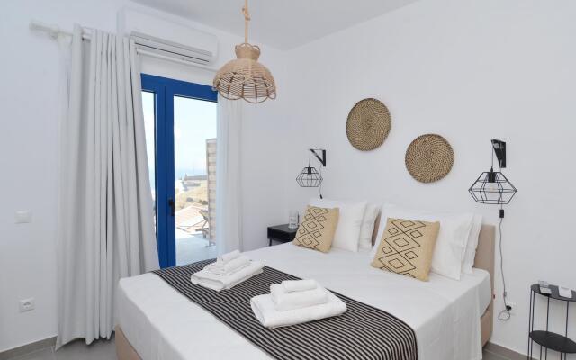 Blue Breeze Villa - Private pool & 180° Seaview