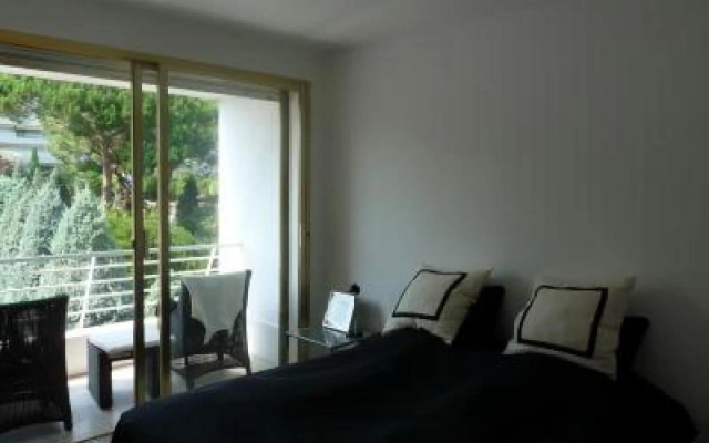 Two Bed apartment in a gated residence with gardens in Cannes with sea views 865 - Apartment in 戛纳 - Photo 3