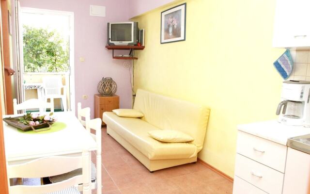 Apartment Milena in Okrug Gornji (Ciovo)