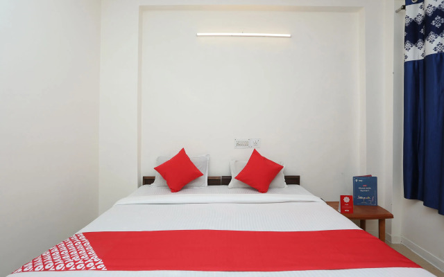 OYO 28260 Hotel Ganga Sagar