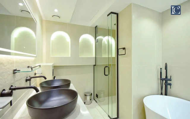 Elegant 3BR Apt. 4 Balconies in 29 Blvd