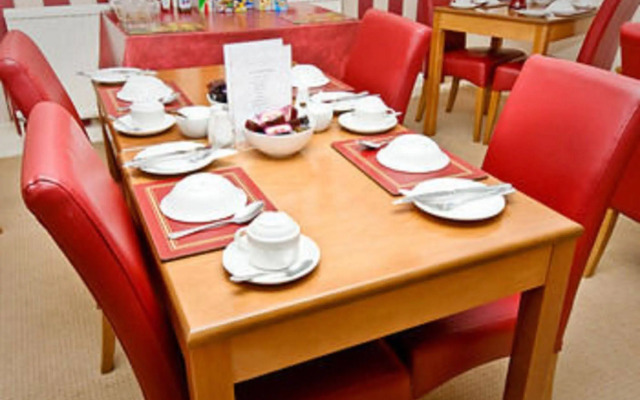 Leigh House Hotel
