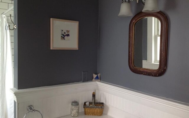 Harrington House Bed & Breakfast