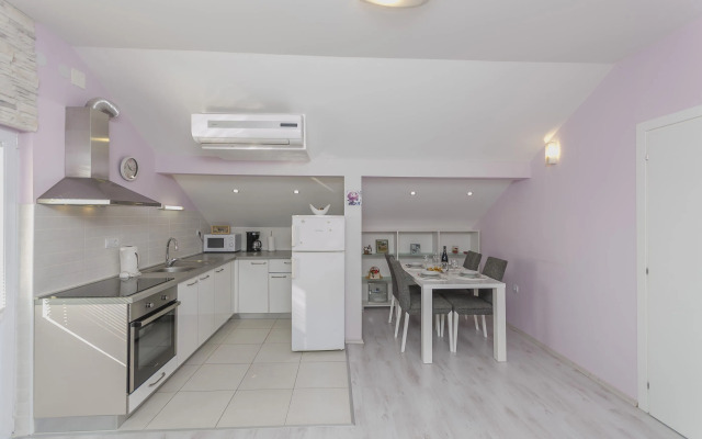 Apartment Golden Sunset