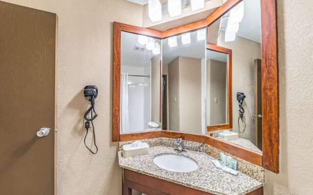 Quality Inn West Plano - Dallas