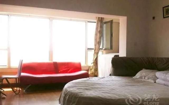 Holiday Hotel Apartment