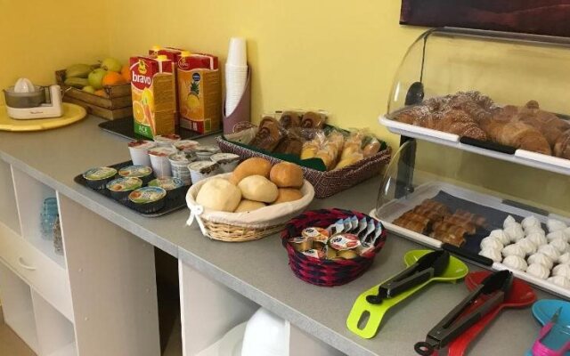 Color House Malpensa B&B