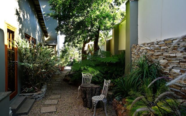 Villa La Mercy Guest Suite