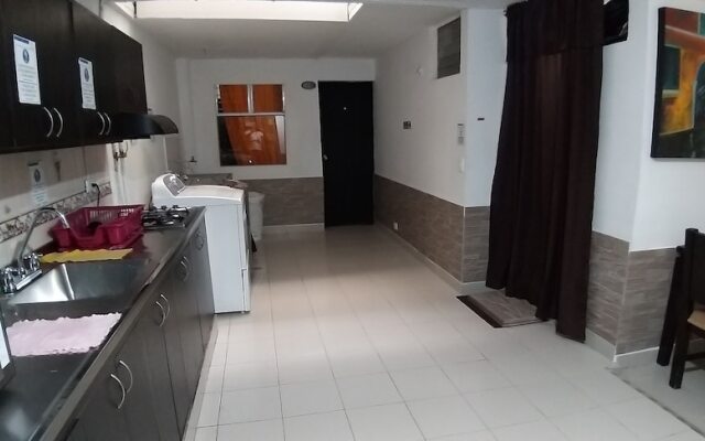 Aparta Hotel Calasanz Home