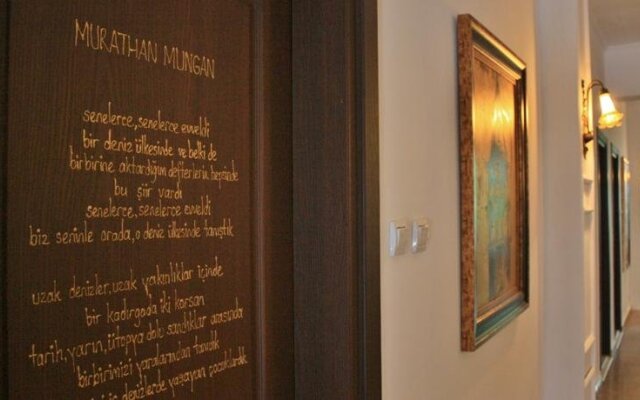 Ege Hotel