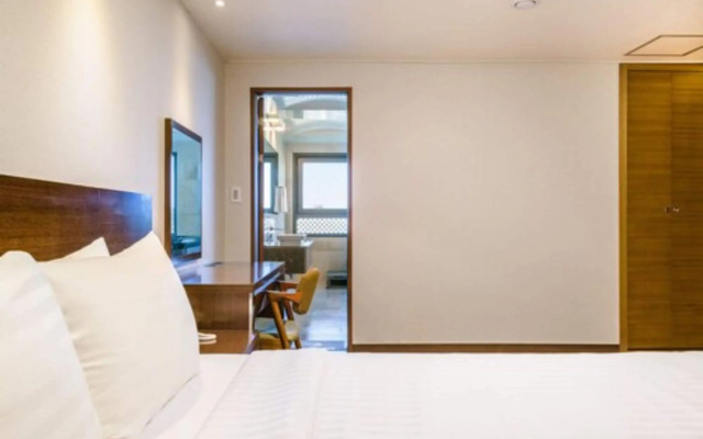 Uni Hotel Jeju
