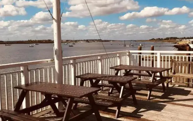 Ye Olde White Harte Hotel