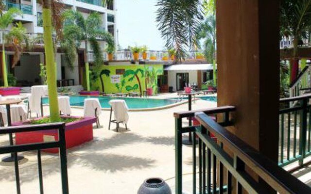 Drop In Club - Sunrise Hotel