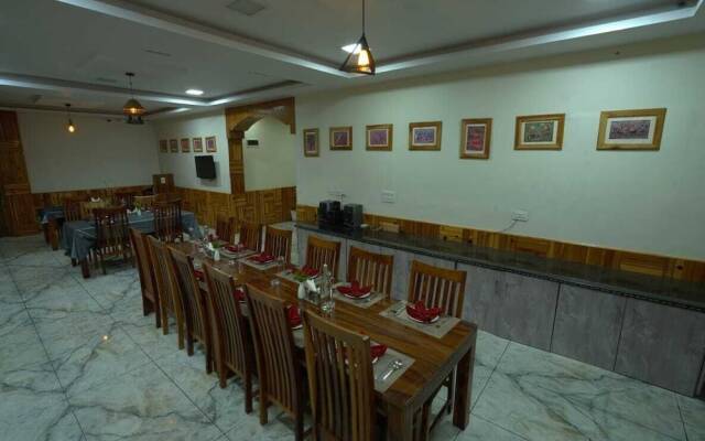 Valley View Hotel & Restaurant