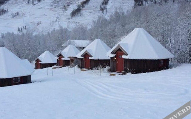 Arctic Cabins