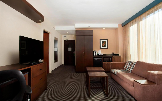 Courtyard by Marriott Montreal Downtown